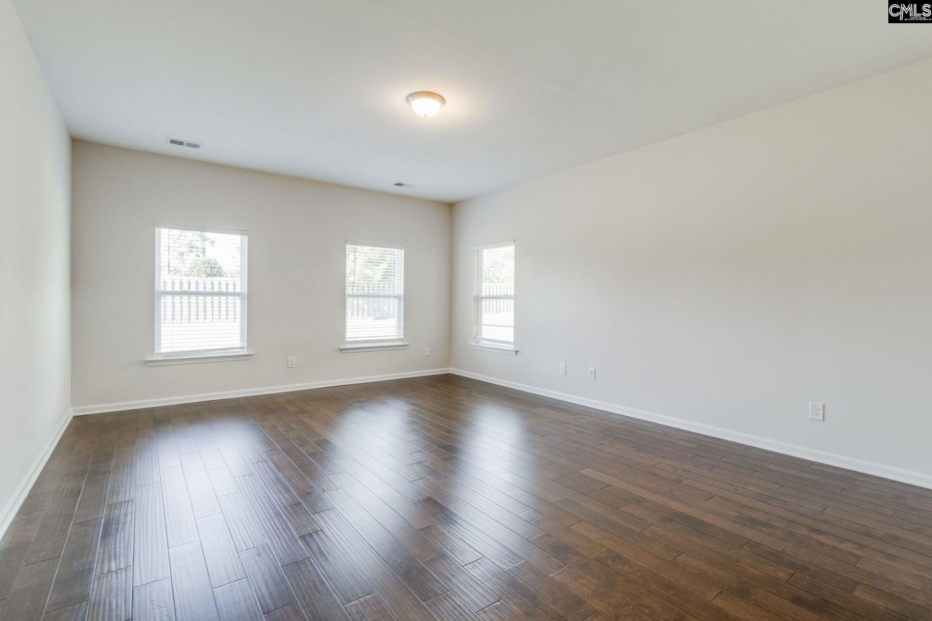 203 Shell Mound Court  Photo 13