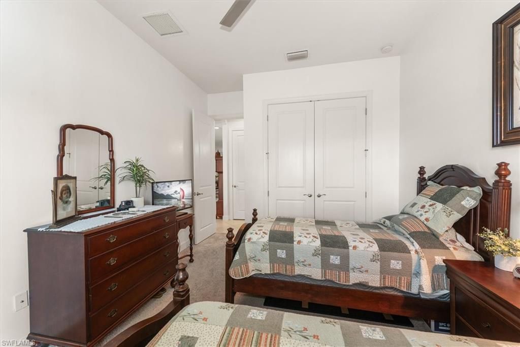 17267 Walnut Run Dr, Alva, FL 33920 Photo