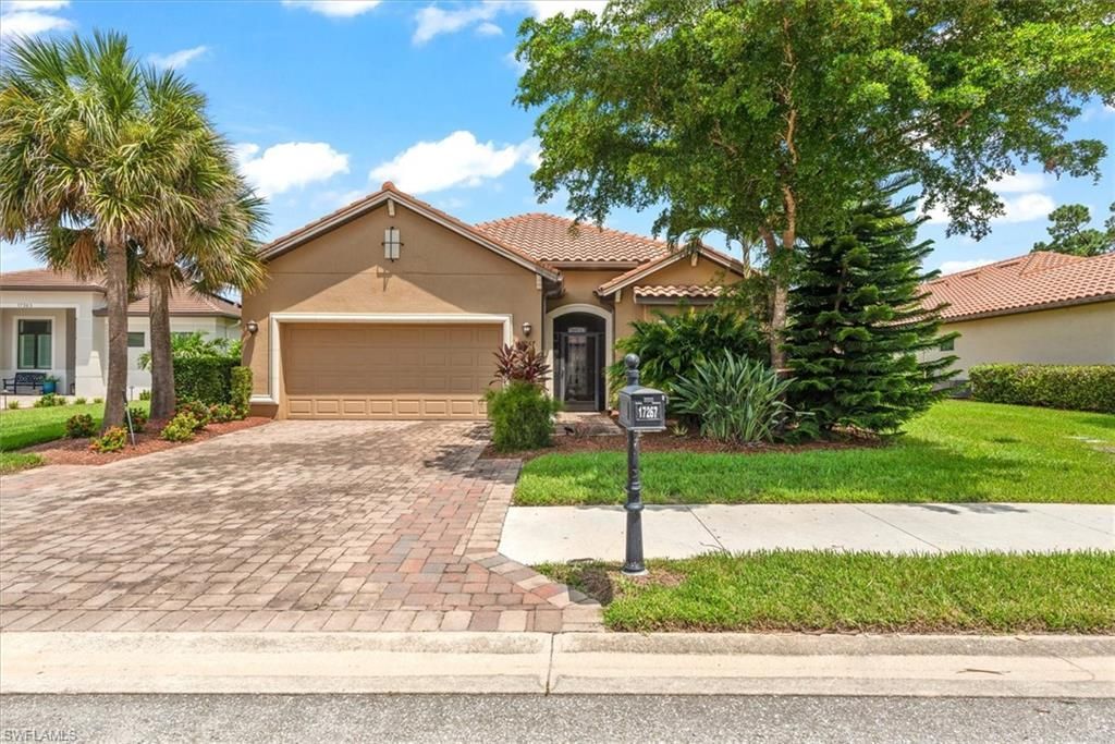 17267 Walnut Run Dr, Alva, FL 33920 Photo