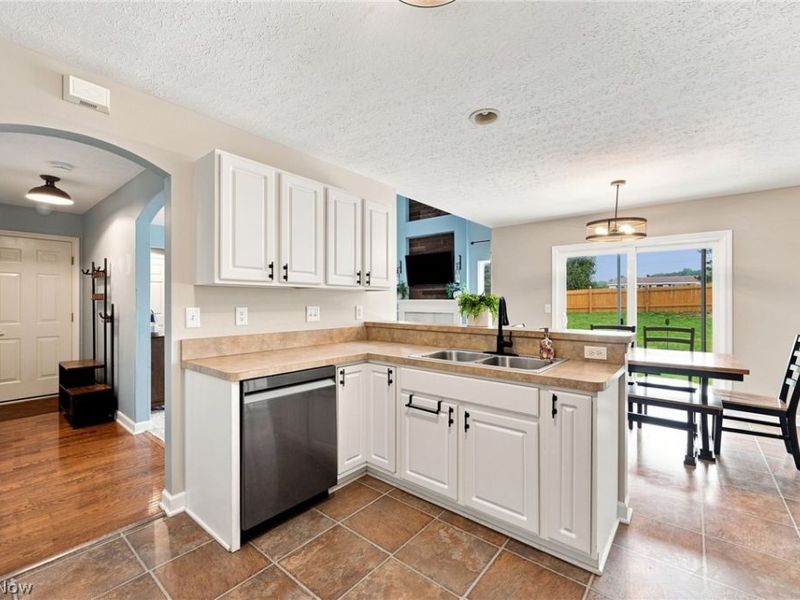 7779 Gresham Lane, Hudson, OH 44236 Photo 14
