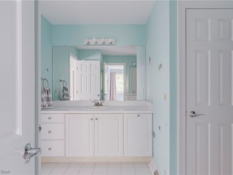 30125 Stillwater Lane, Solon, OH 44139 Photo 28