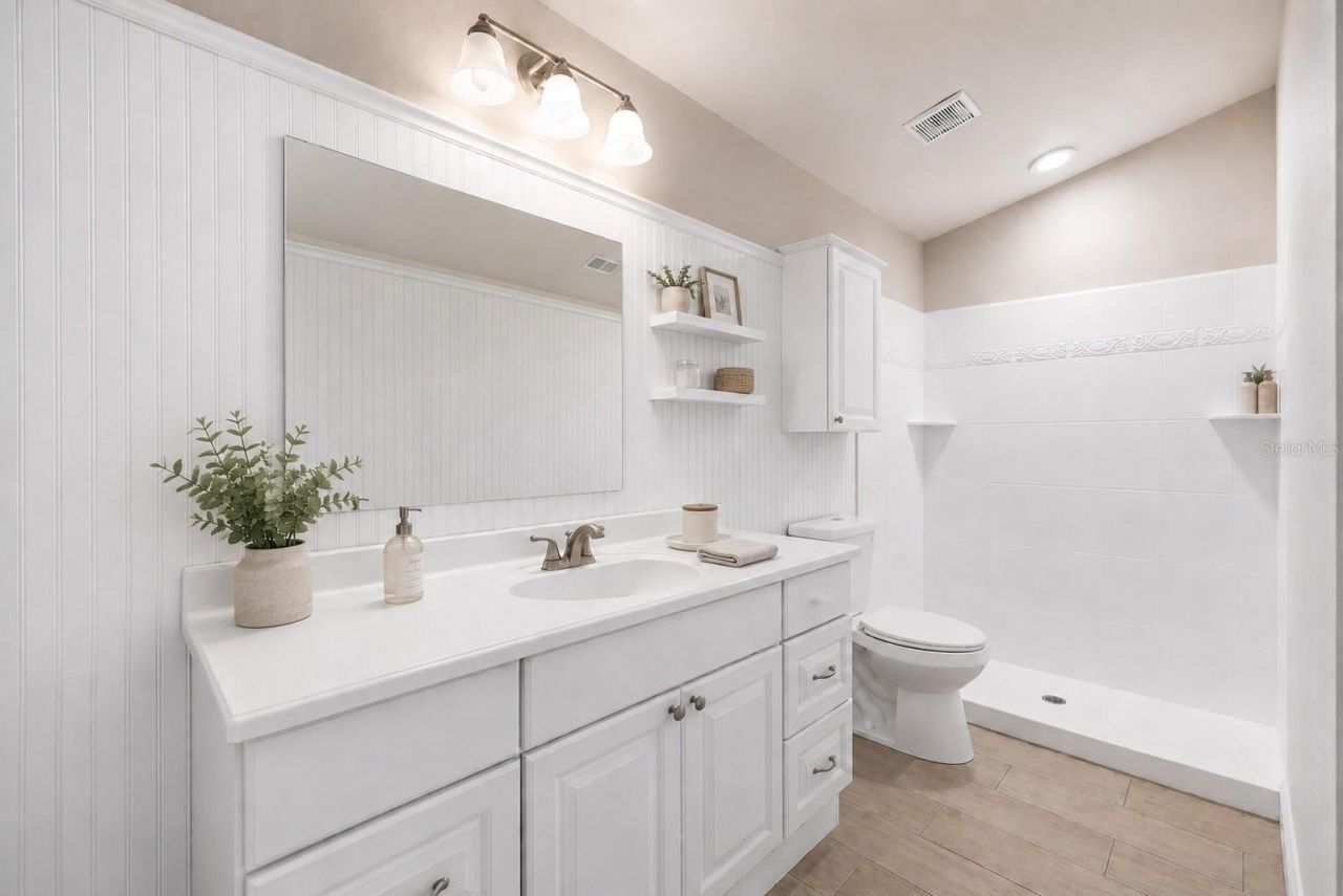 4112 Vallarta Court , Unit 3041, Sarasota, FL 34233 Photo