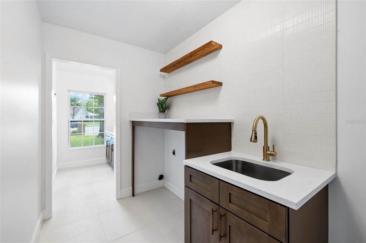 18107 Woodcreek Place, Lutz, FL 33548 Photo