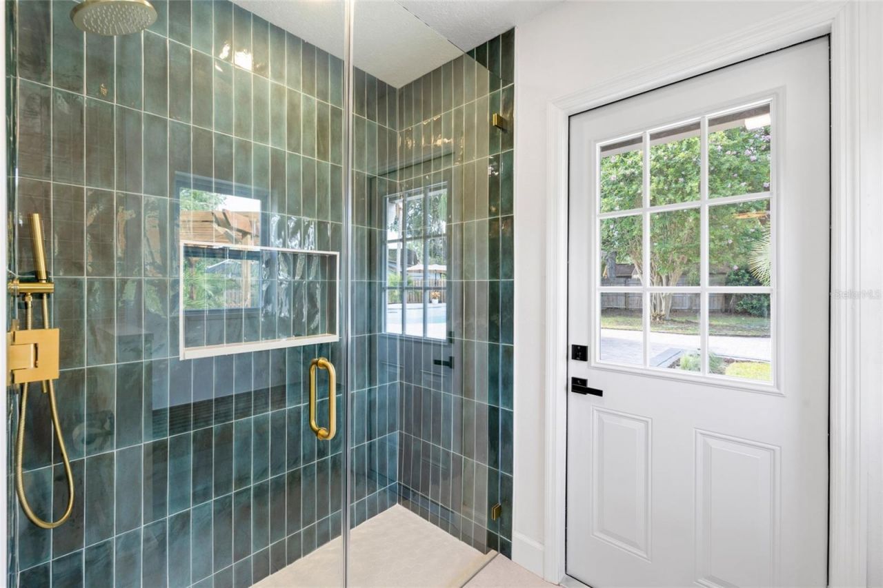 18107 Woodcreek Place, Lutz, FL 33548 Photo