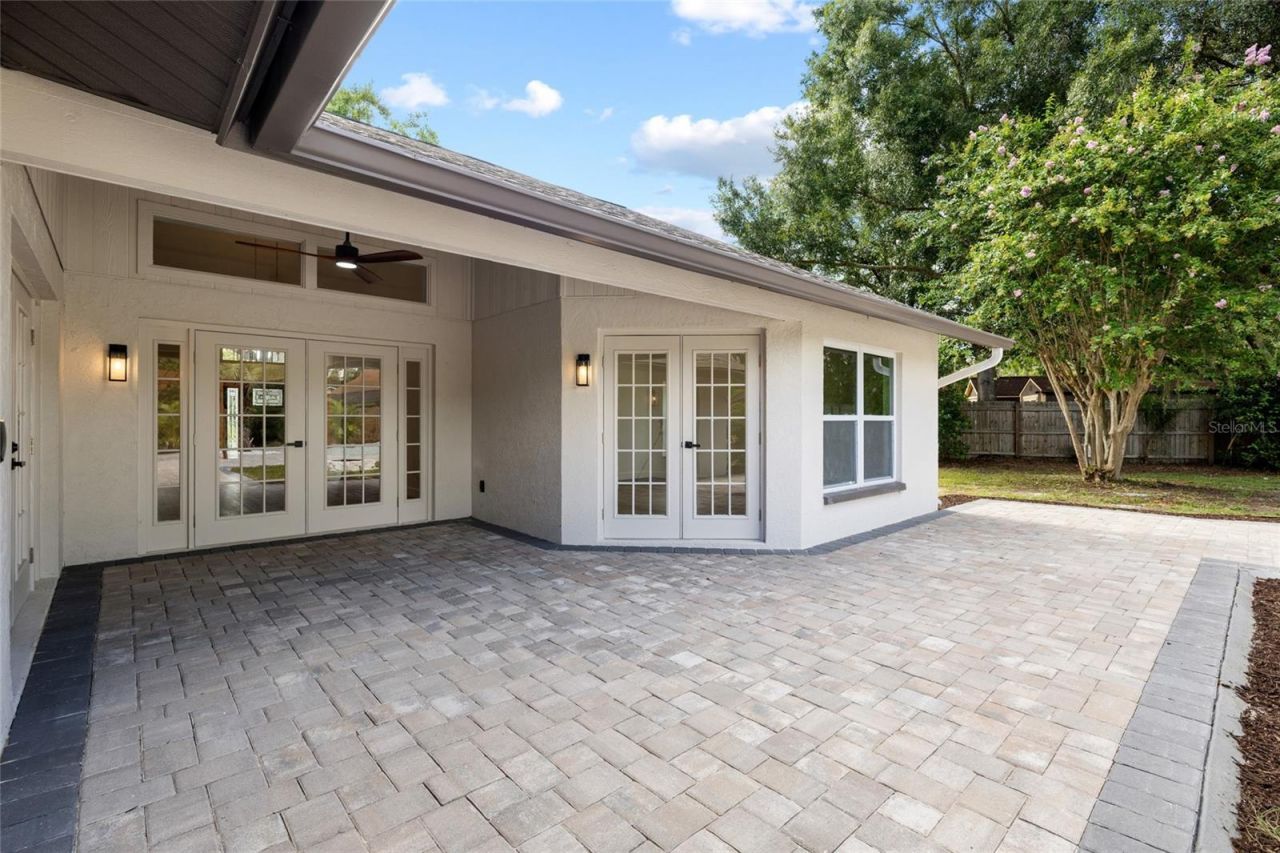 18107 Woodcreek Place, Lutz, FL 33548 Photo