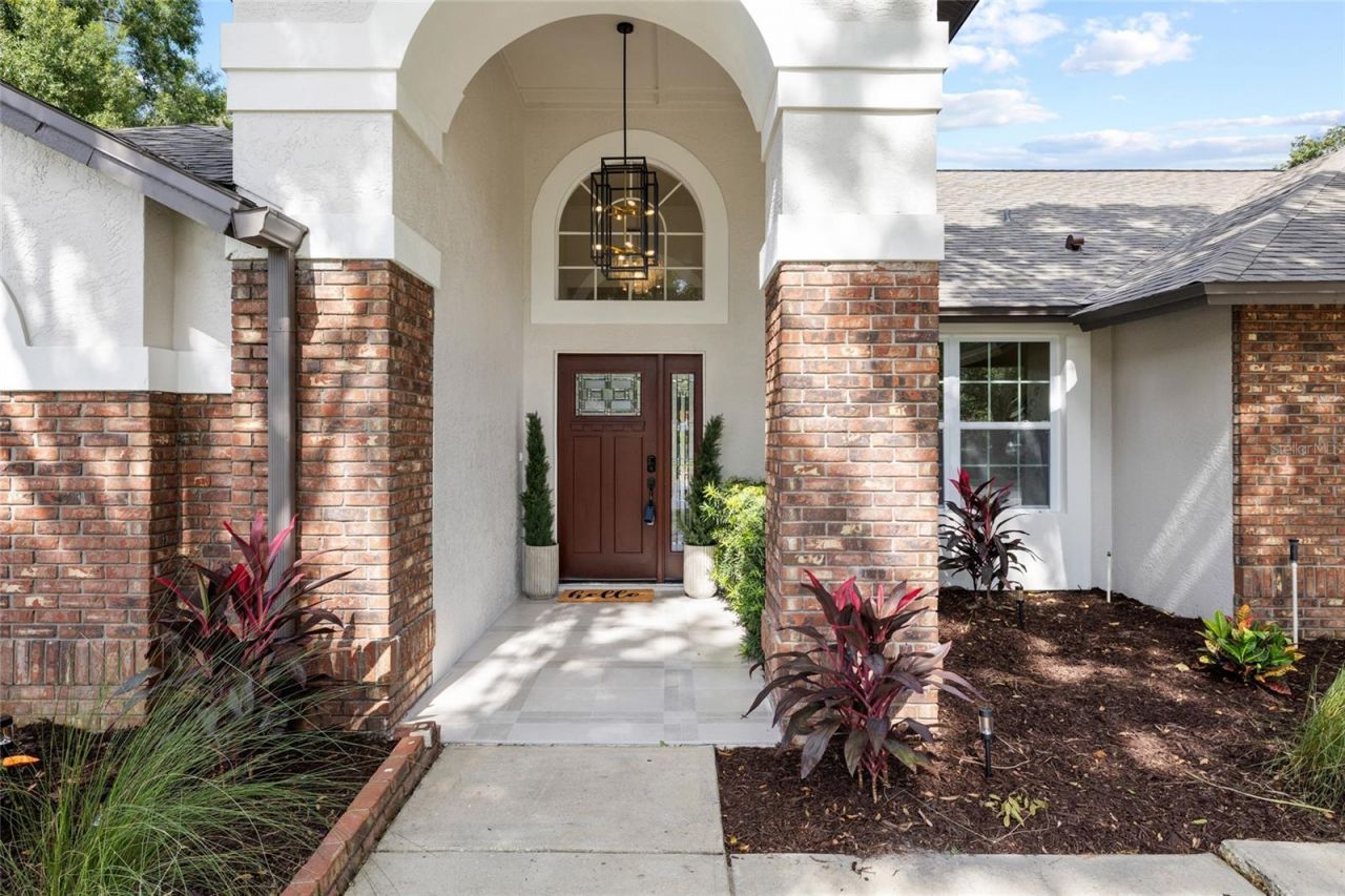 18107 Woodcreek Place, Lutz, FL 33548 Photo