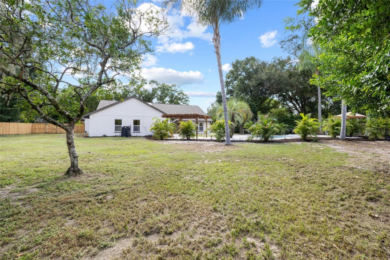 18107 Woodcreek Place, Lutz, FL 33548 Photo