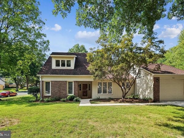 913 MASTLINE DRIVE , ANNAPOLIS, MD 21401