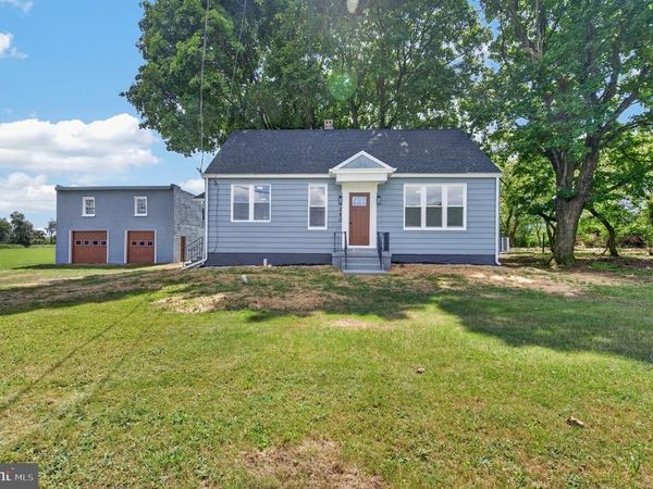 280 FAIRVIEW STREET, TAMAQUA, PA 18252