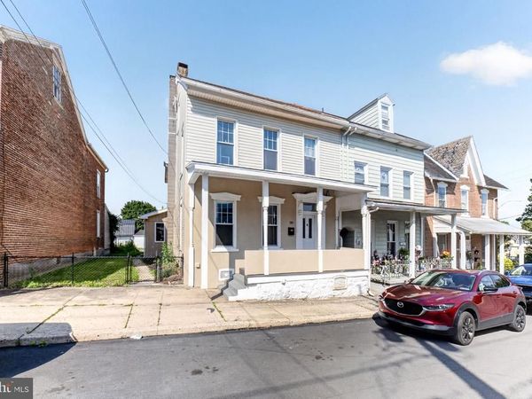 28 S 5TH STREET , EMMAUS, PA 18049