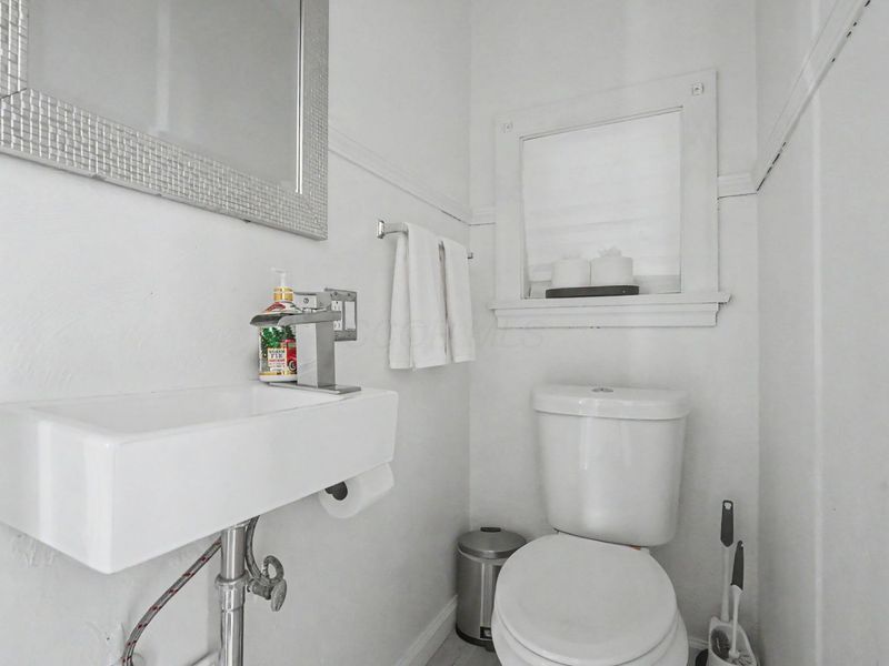 9248 Woodworth Road, Youngstown, OH 44555 Photo 18
