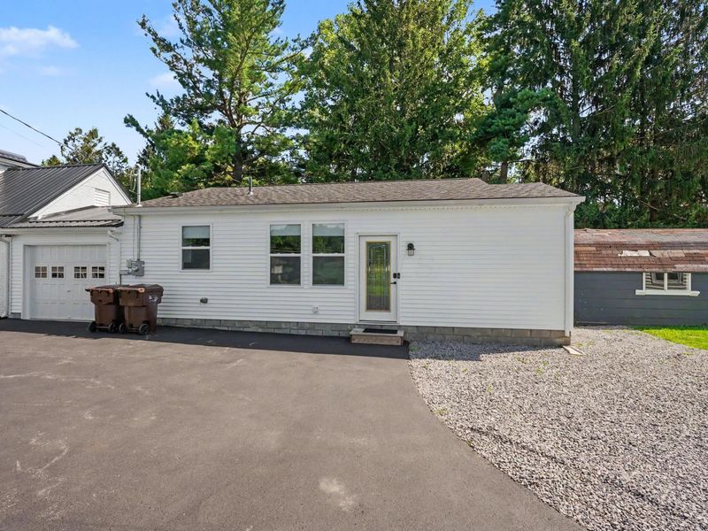 9248 Woodworth Road, Youngstown, OH 44555 Photo 32
