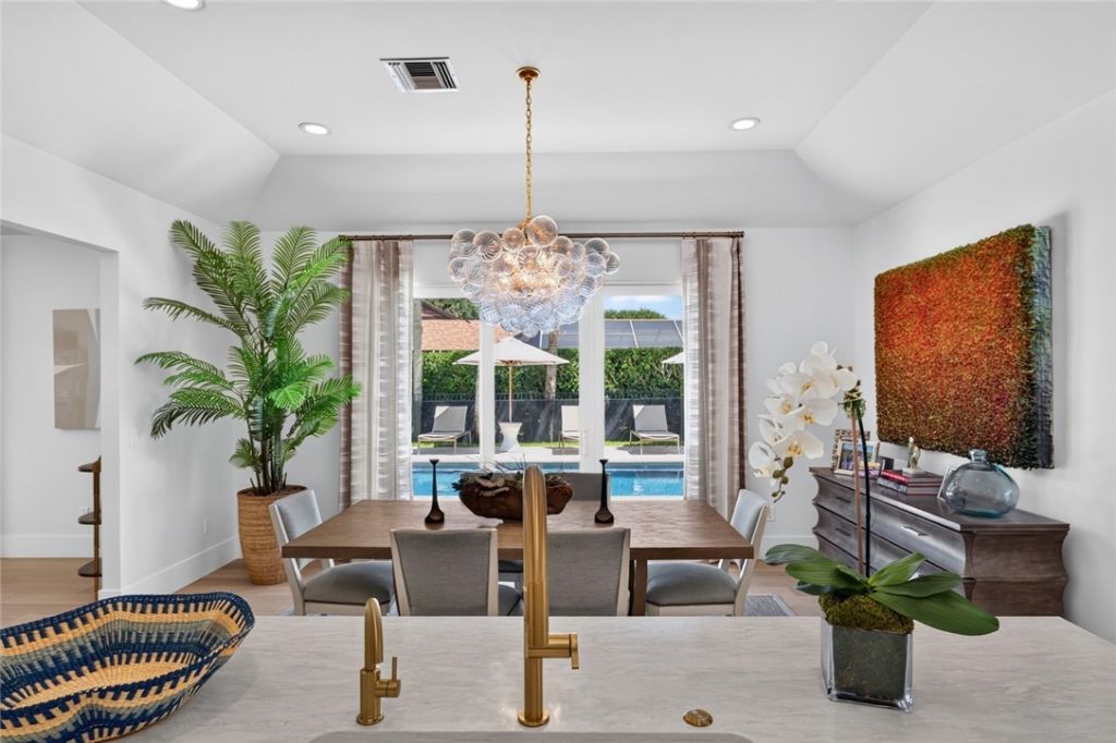 911 Holoma Drive, Vero Beach, FL 32963 Photo