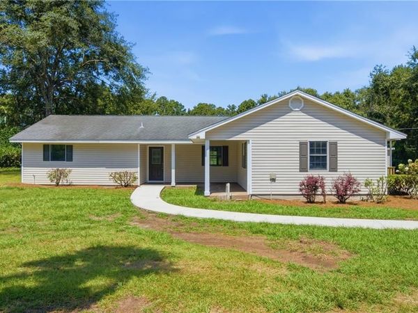 2960 Newman Road , Mobile, AL 36695