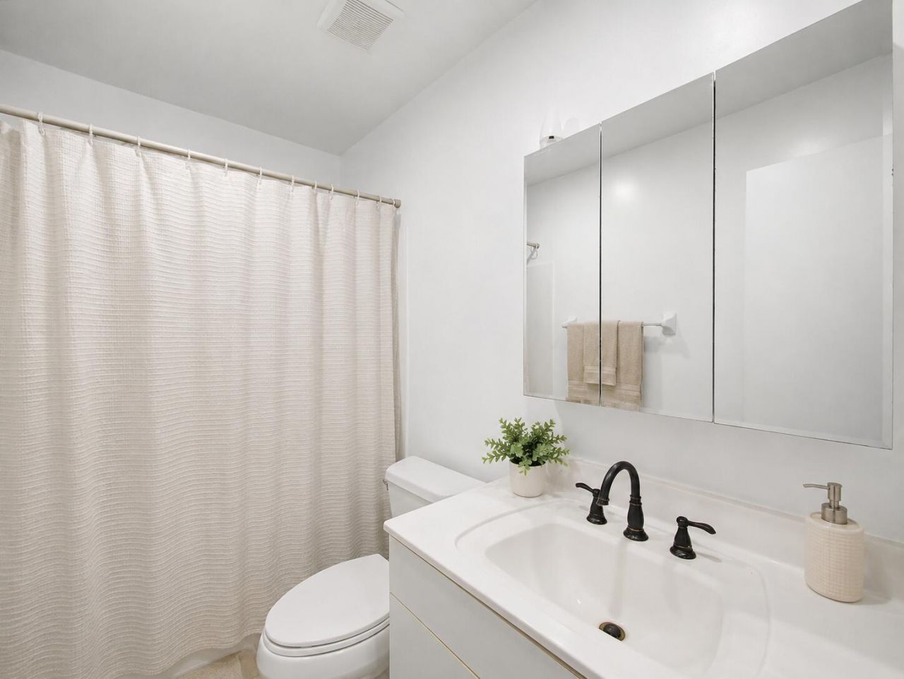 3961 SE Dixie Ross Street, Stuart, FL 34997 Photo