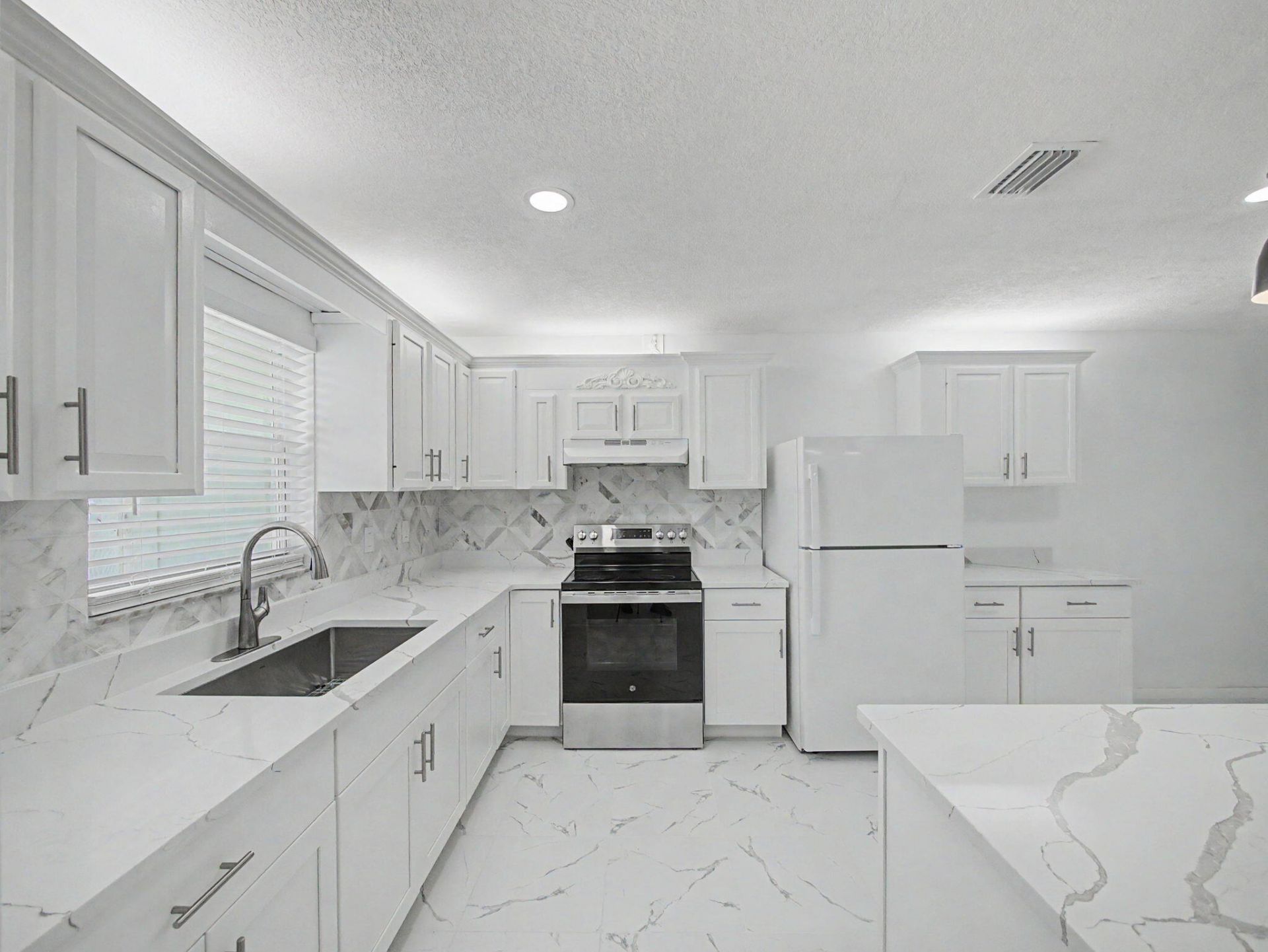 3961 SE Dixie Ross Street, Stuart, FL 34997 Photo