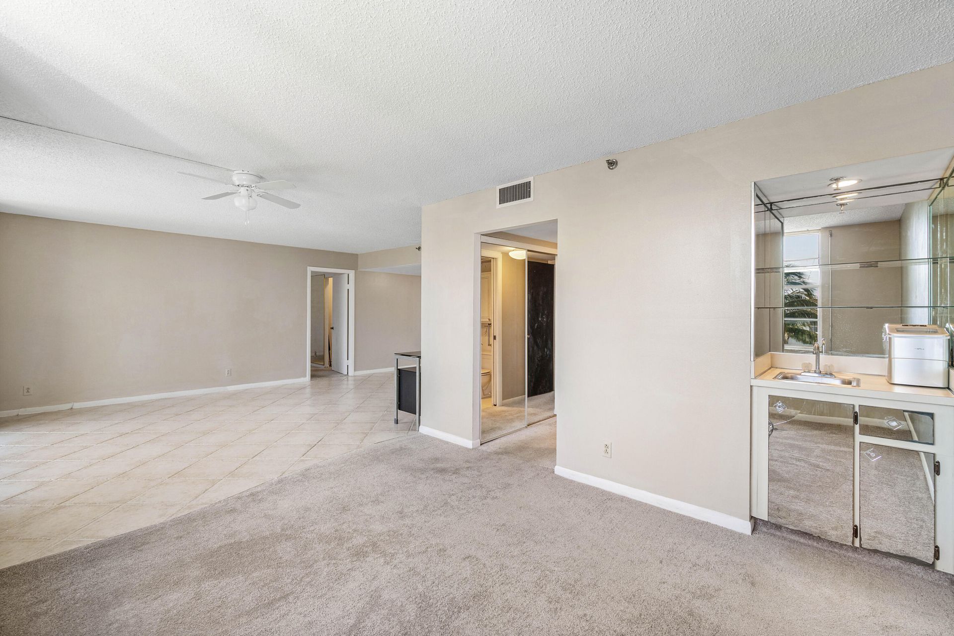 6500 NW 2nd Avenue, Unit 513, Boca Raton, FL 33487 Photo