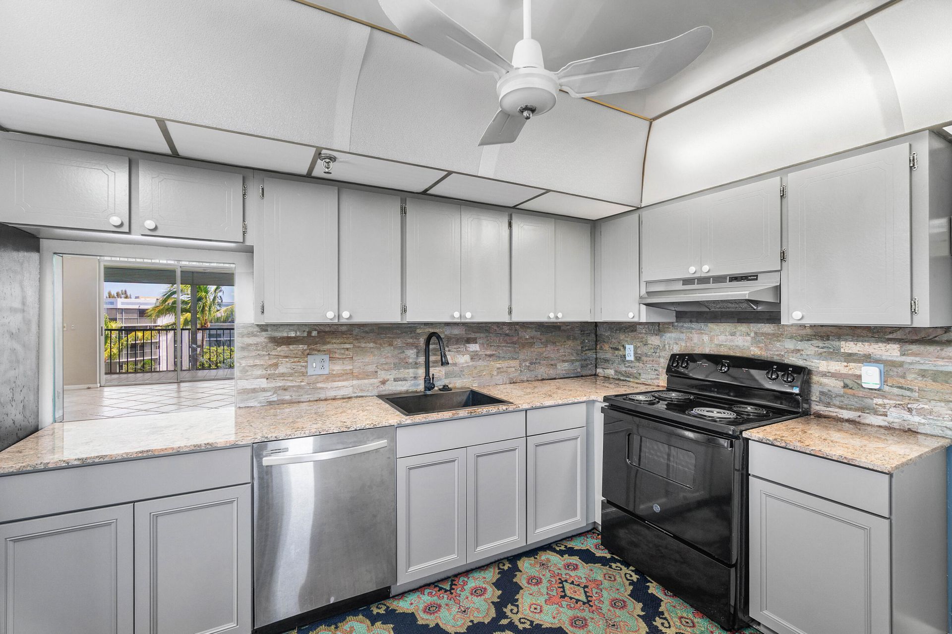 6500 NW 2nd Avenue, Unit 513, Boca Raton, FL 33487 Photo