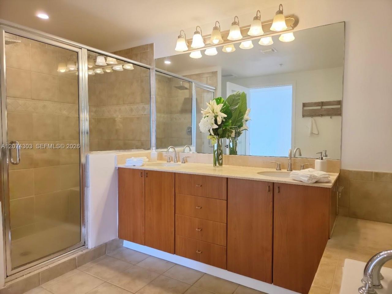 888 S Douglas Rd , Unit 1108, Coral Gables, FL 33134 Photo