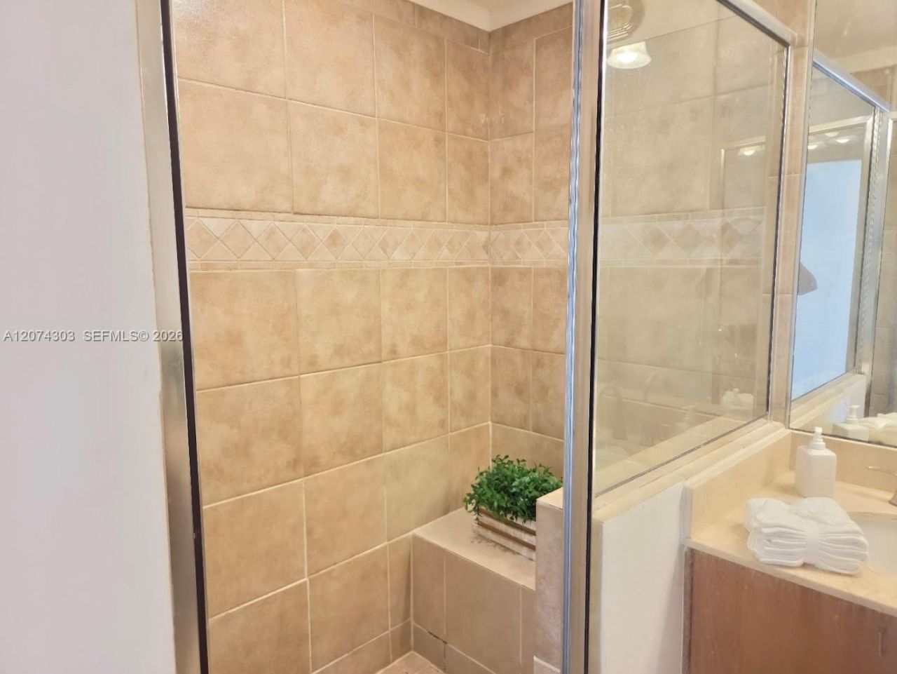 888 S Douglas Rd , Unit 1108, Coral Gables, FL 33134 Photo
