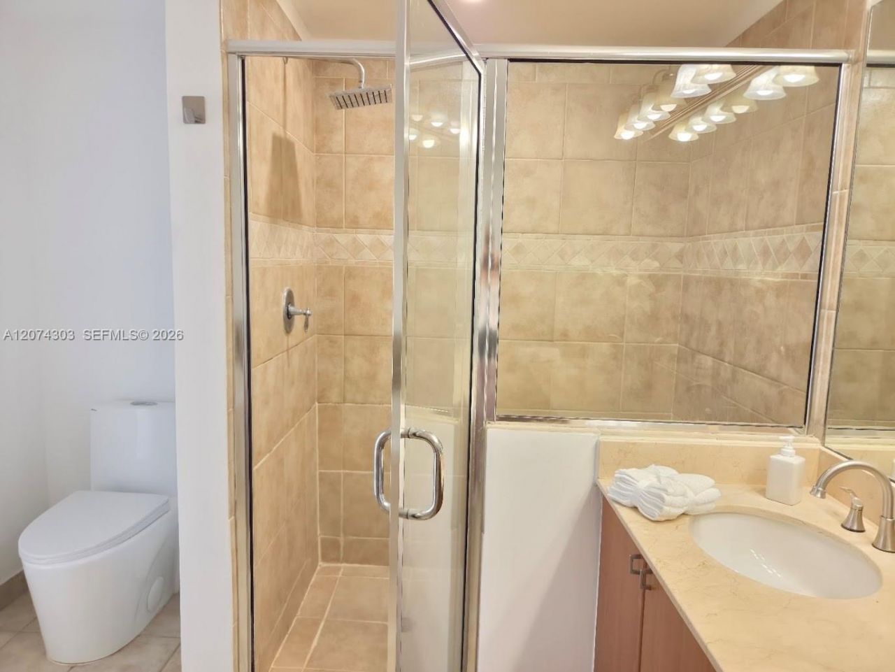 888 S Douglas Rd , Unit 1108, Coral Gables, FL 33134 Photo