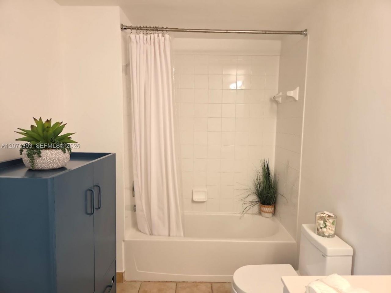 888 S Douglas Rd , Unit 1108, Coral Gables, FL 33134 Photo