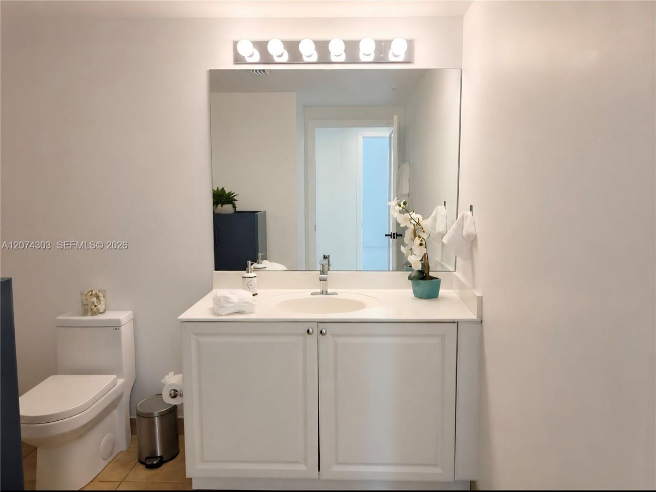 888 S Douglas Rd , Unit 1108, Coral Gables, FL 33134 Photo