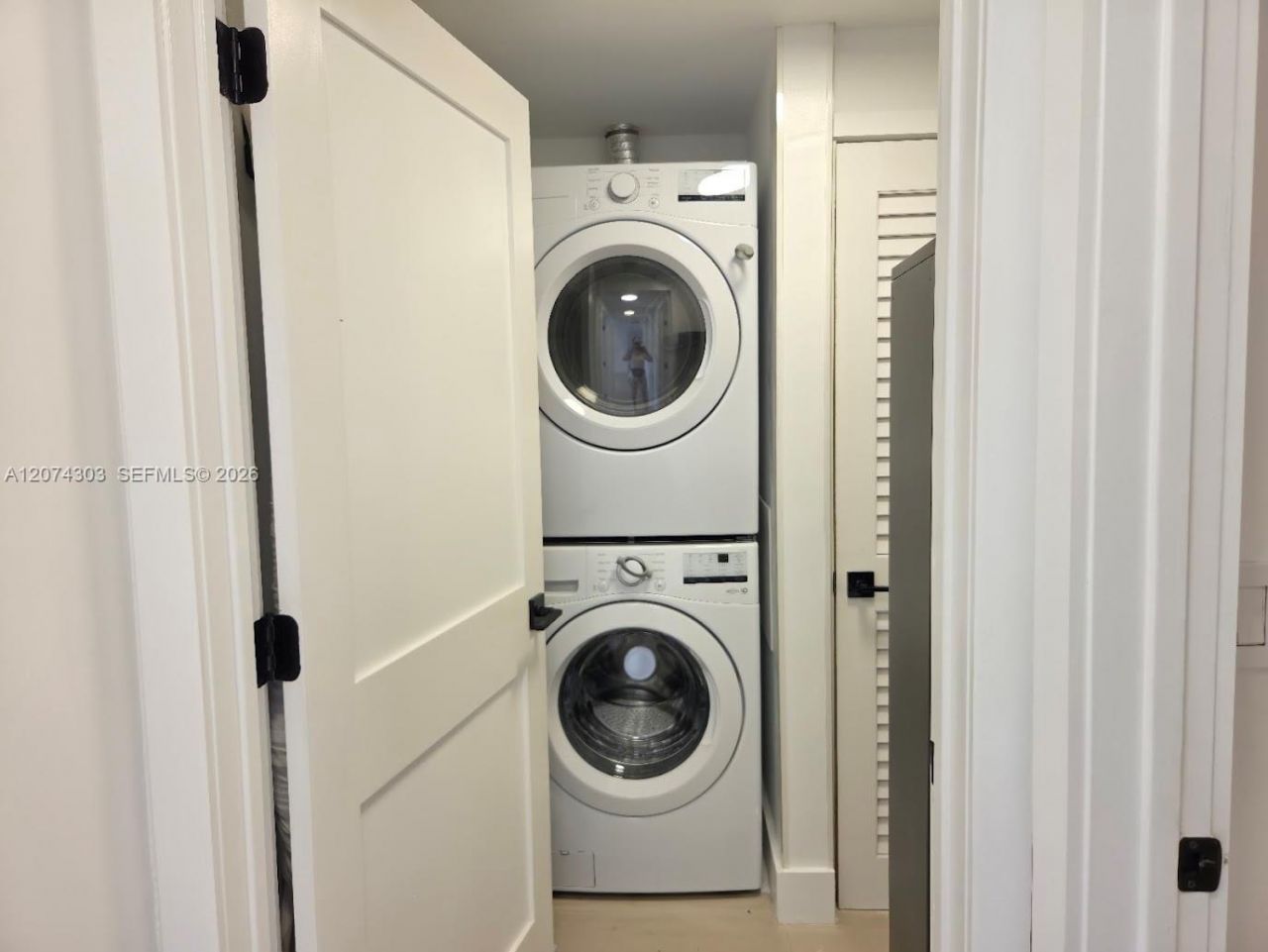 888 S Douglas Rd , Unit 1108, Coral Gables, FL 33134 Photo