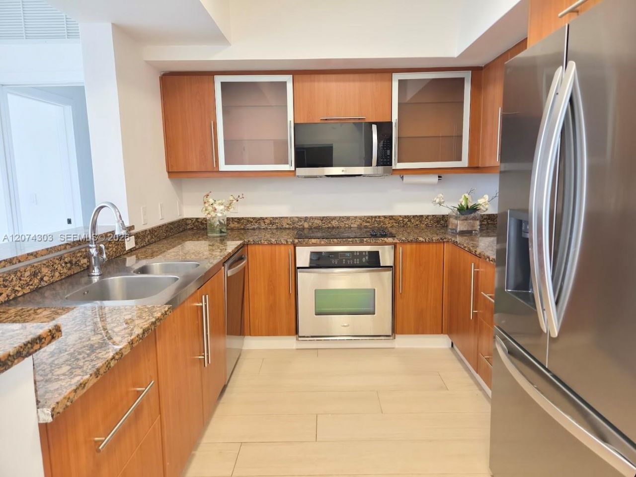 888 S Douglas Rd , Unit 1108, Coral Gables, FL 33134 Photo