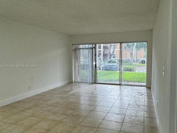 8801 Wiles Rd , Unit 103, Coral Springs, FL 33067