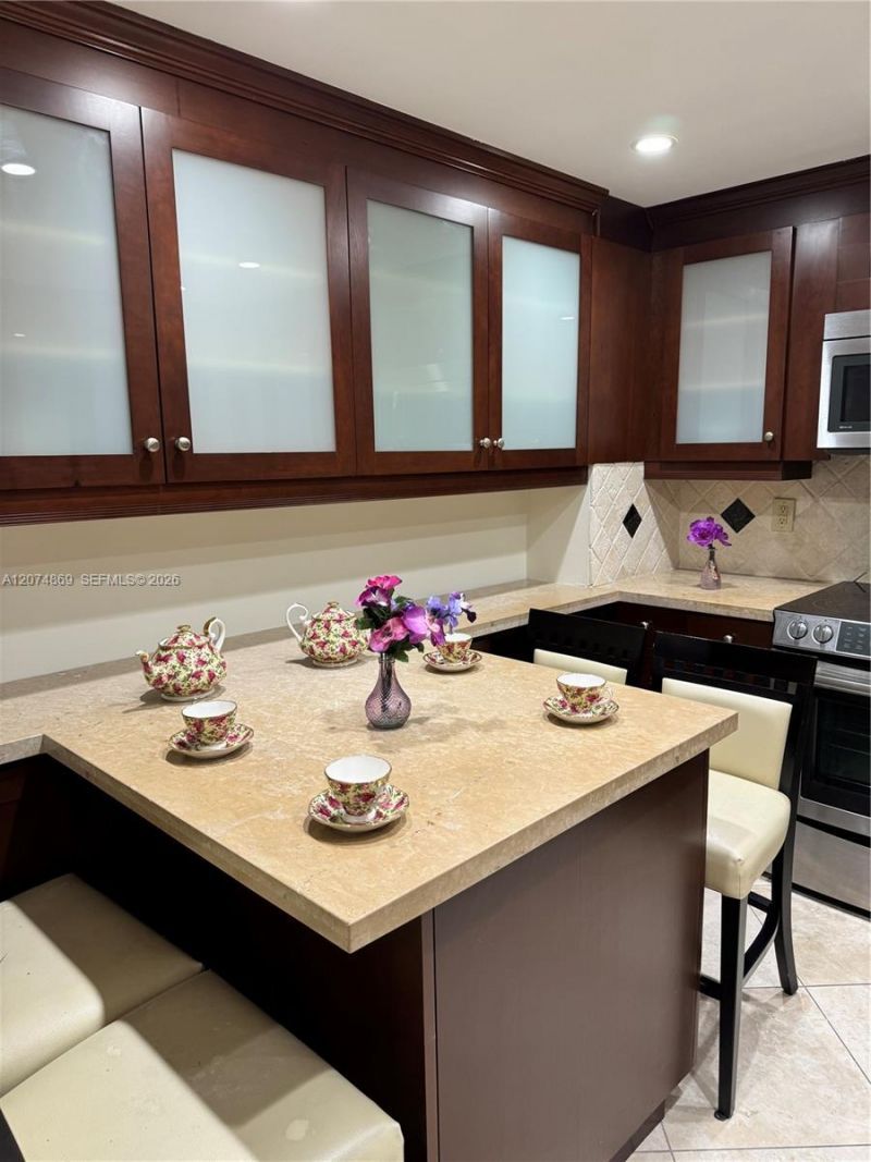 9801 Collins Ave , Unit 14T, Bal Harbour, FL 33154 Photo