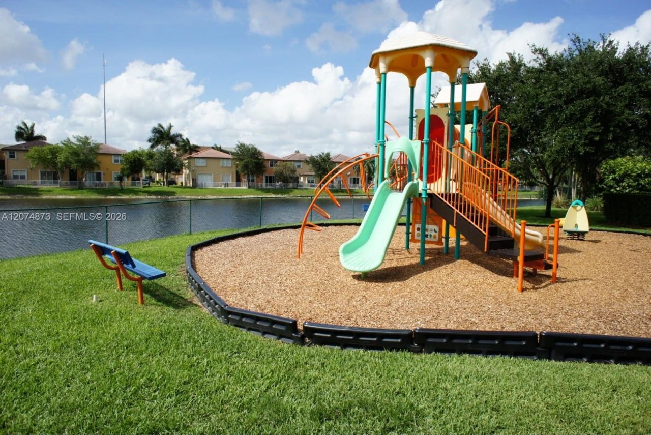 11503 NW 89th St , Unit 105, Doral, FL 33178 Photo
