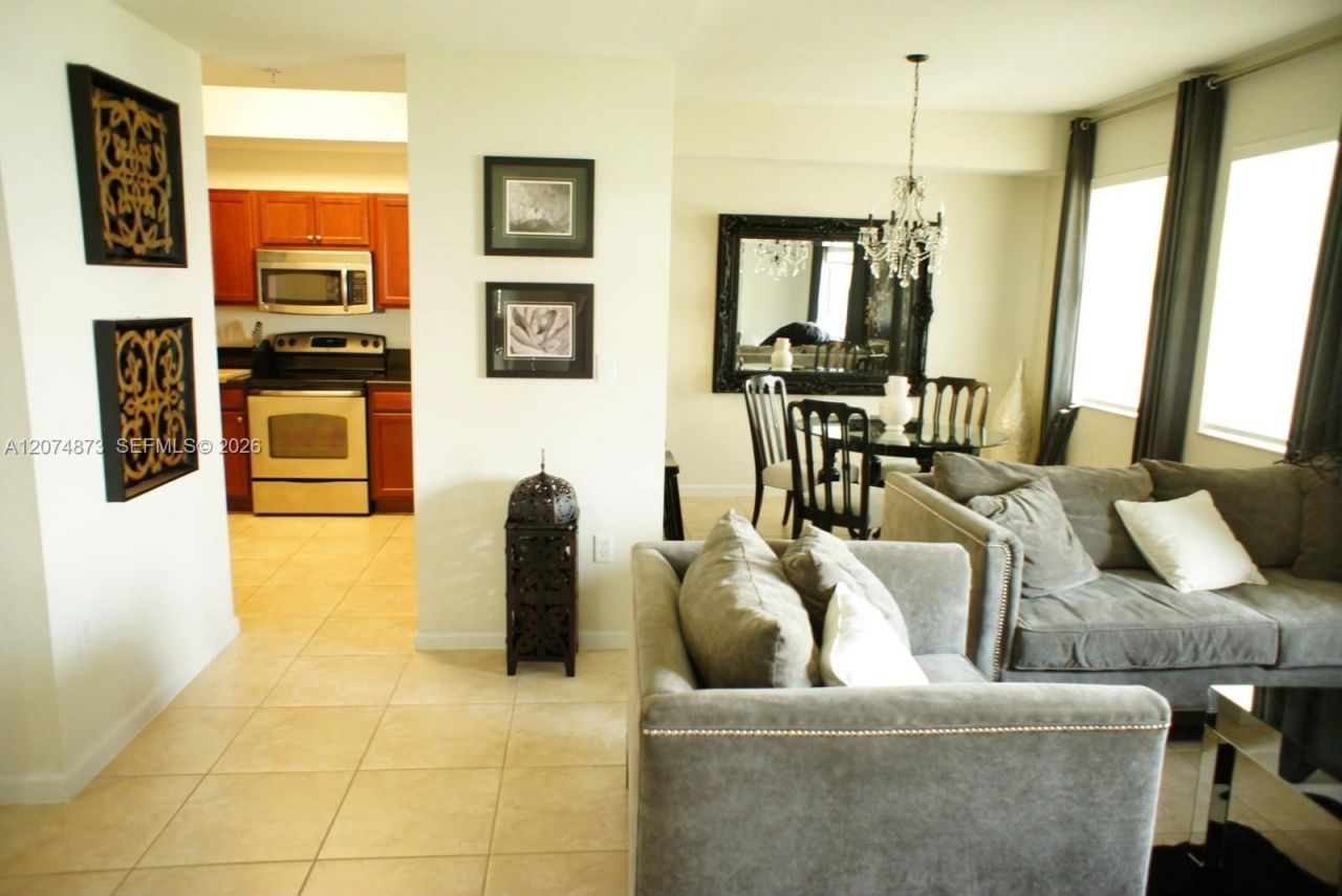 11503 NW 89th St , Unit 105, Doral, FL 33178 Photo