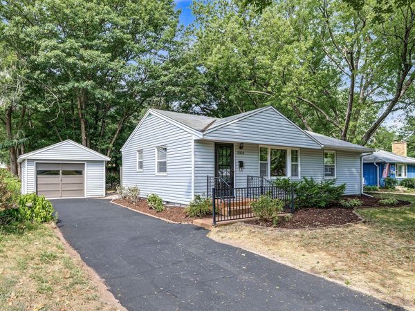 2938 Washburn Circle, Richfield, MN 55423