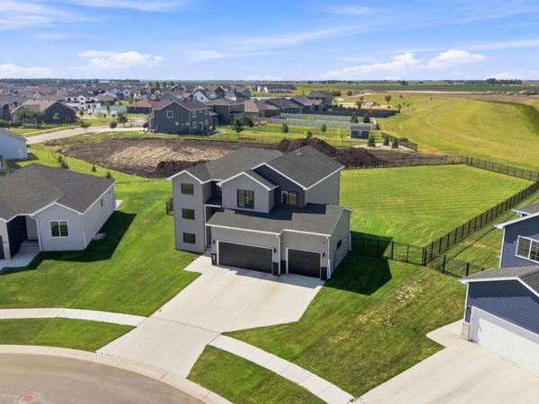 6759 28th Street S, Fargo, ND 58104
