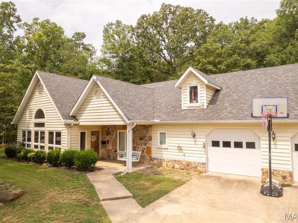 897 Highway TT , Poplar Bluff, MO 63901