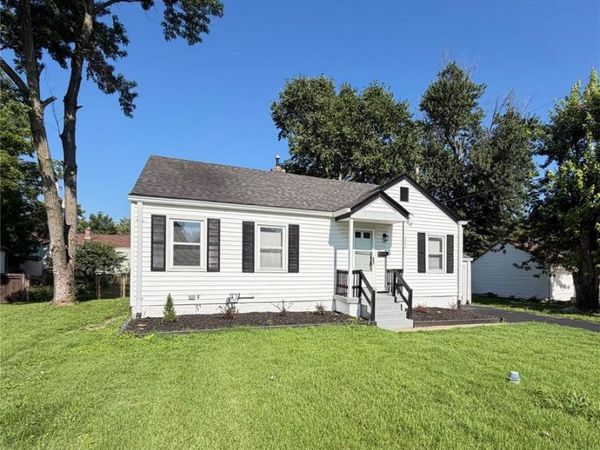 3575 Saint Joachim Lane , St Ann, MO 63074