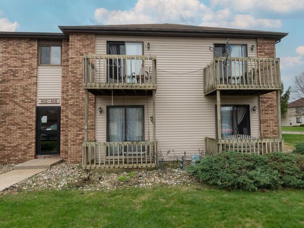 402 Clarinet Boulevard, Elkhart, IN 46516