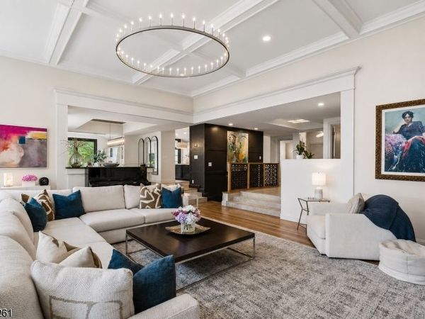 101 Peachcroft Dr, Bernardsville, NJ 07924