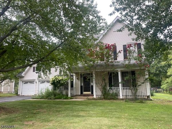 32 Mcbride Way, Bridgewater, NJ 08807