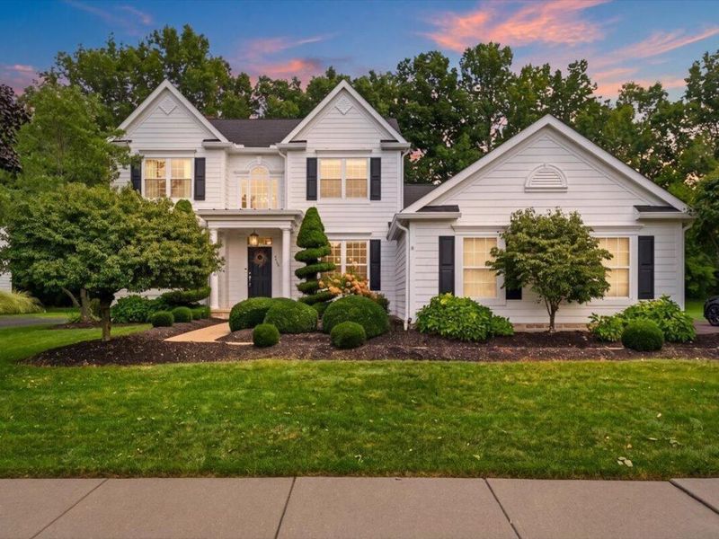 7320 Stone Gate Drive, New Albany, OH 43054 Photo 1