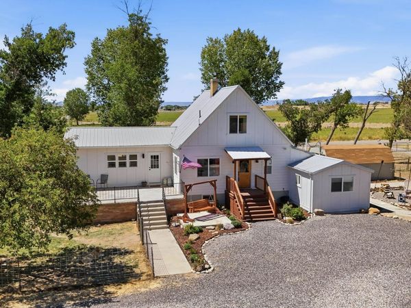 1452 P Road, Loma, CO 81524