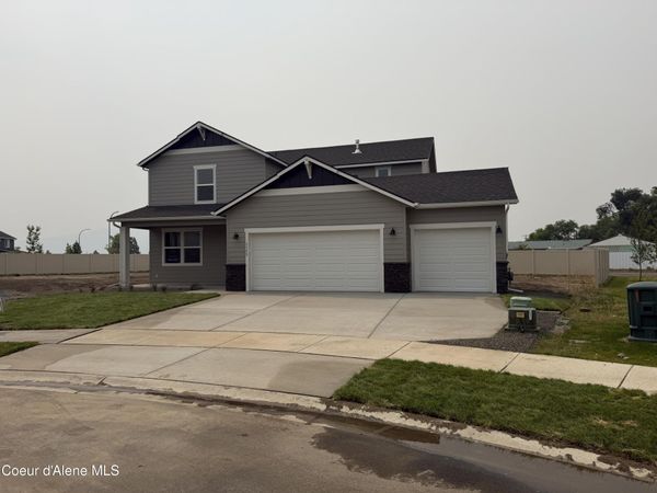 4476 E Rare Fox AVE , Post Falls, ID 83854