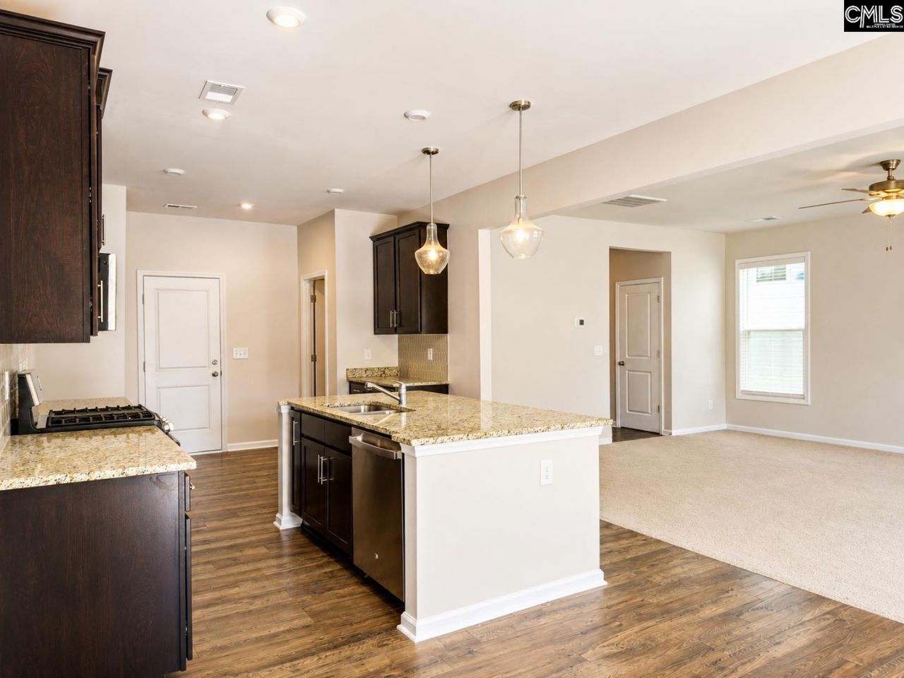 135 Coppersmith Drive Photo 12