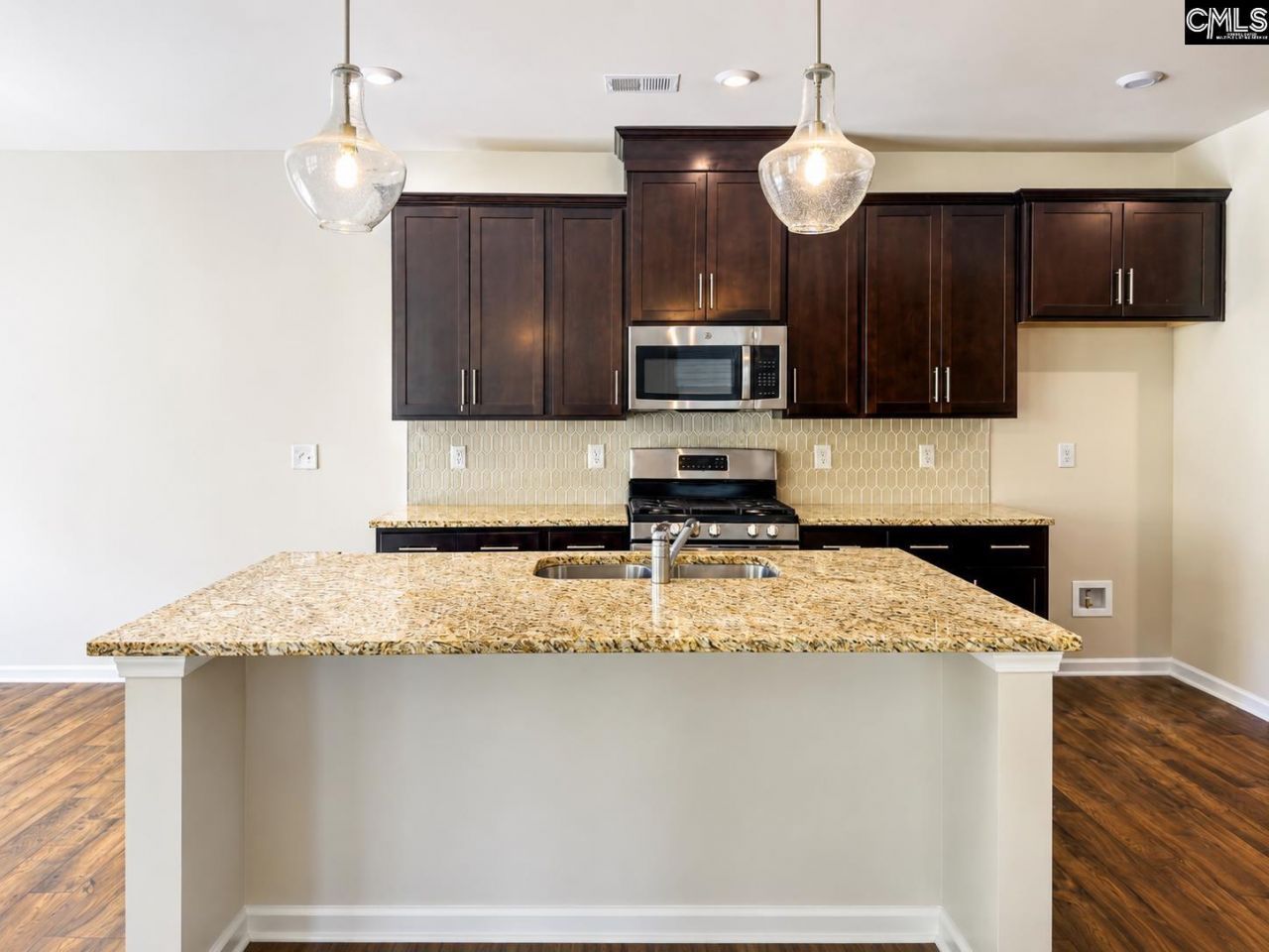 135 Coppersmith Drive Photo 13