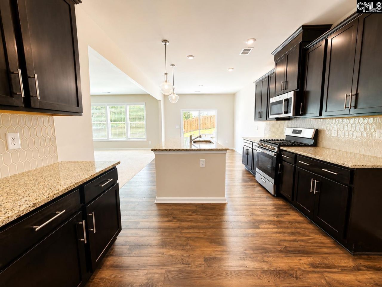 135 Coppersmith Drive Photo 15