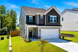 135 Coppersmith Drive photo 4