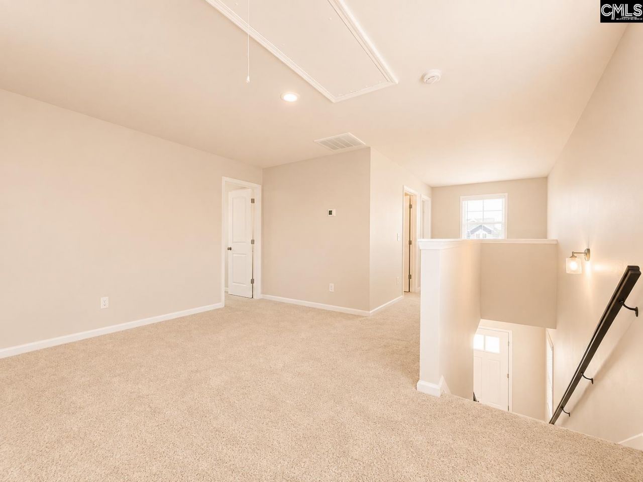 135 Coppersmith Drive Photo 21