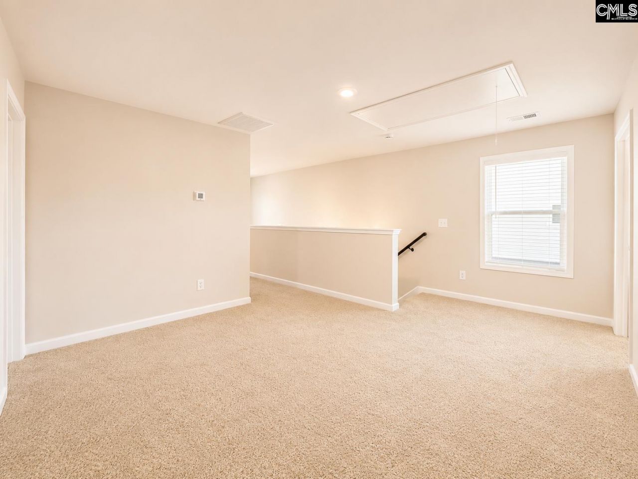 135 Coppersmith Drive Photo 22