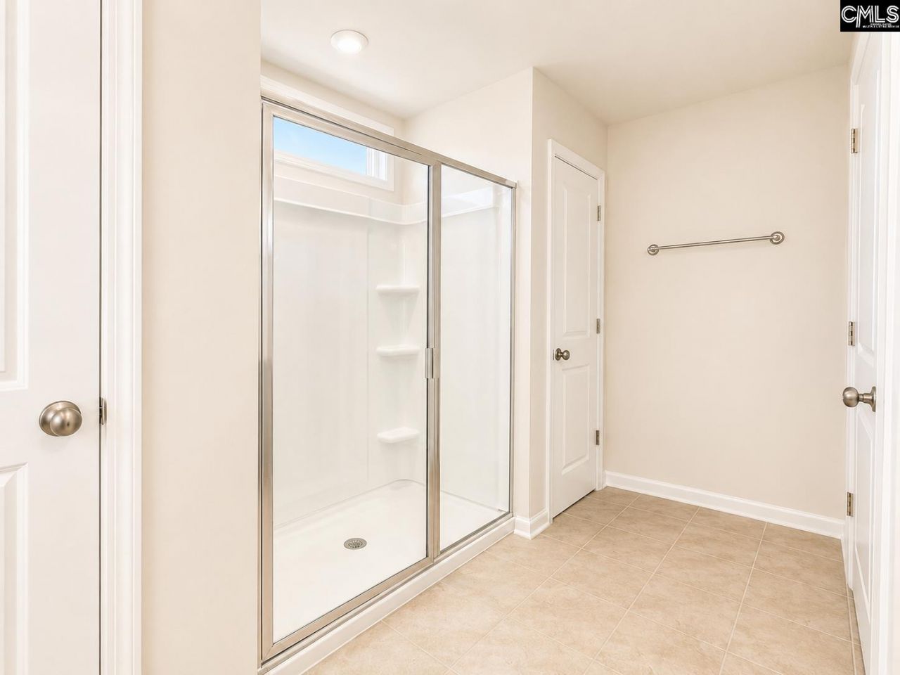 135 Coppersmith Drive Photo 28